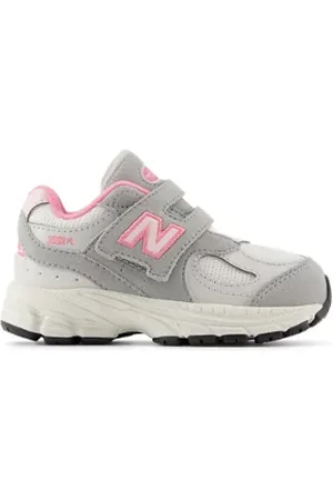New Balance Enfant 2002 HOOK & LOOP en , Cuir, Taille 21