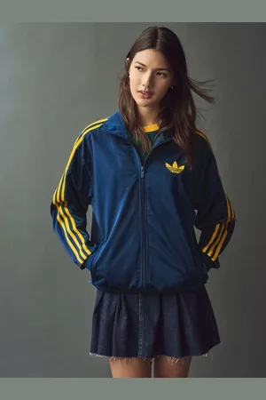 adidas Firebird Loose Tracktop48