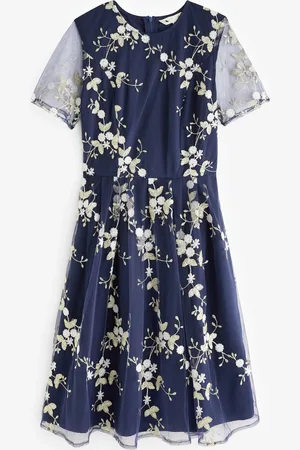 Yumi Robe patineuse à fleurs brodées48
