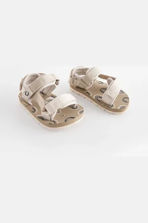 Next Sandales trekker à fermeture tactile à brides ajustables