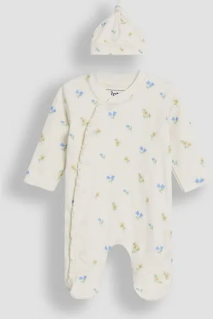 JoJo Maman Bébé Organic 2-Piece Embroidered Sleepsuit and Hat Set5662cm