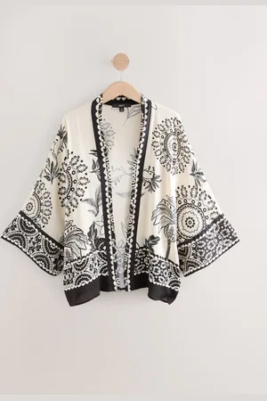 Next Short Kimono Cover-UpMédium