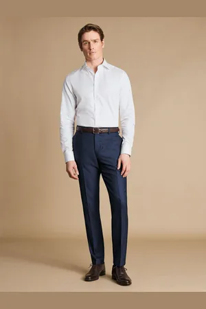 Charles Tyrwhitt Coupe ajustée Combinaison de voyage bout à bout: Pantalon