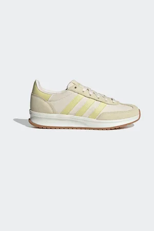 adidas Run 70s Trainers4.5
