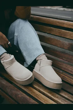 Next Bottes en daim doublées de fausse fourrure à super plateforme et hydrofuges