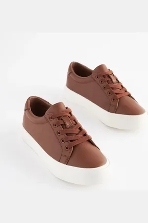 Next À lacets Smart Trainers
