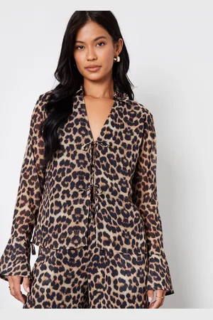 Threadbare Leopard Imprimé Chiffon Cravate Front Chemisiers42