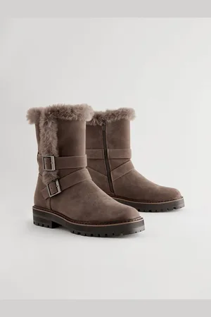 Next Forever Comfort Faux Fur Double Buckle Ankle Bottes