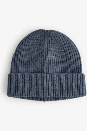 Next Bonnet en mailleUn an