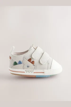 Next Bébé Two Strap Trainers (0-24mths)Jusqu
