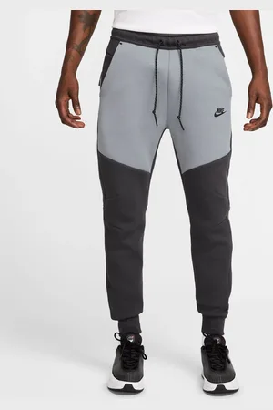 Nike Tech Fleece Joggerslarge