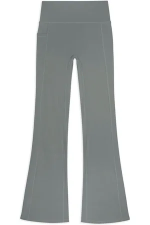 Chelsea Peers SoftSculpt Flared Leggings38