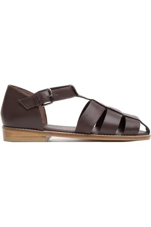 CELTIC & CO. . Sandales marron pêcheur minimalistes7