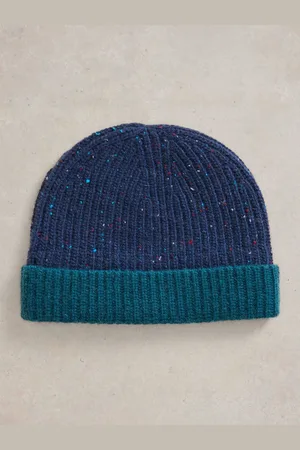 White Stuff Bonnet Albie en tricot côteléUn an