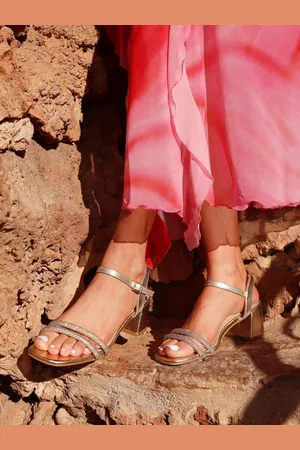 Linzi Sandales à talons lapin avec bordure de diamants