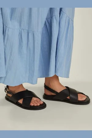 Accessorize Cross Strap Leather Sandalseu42