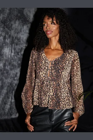 Threadbare Leopard Imprimé Chiffon Cravate Front Smock Chemisiers40