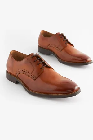 Next Chaussures Derbies en cuir à semelle contrastante
