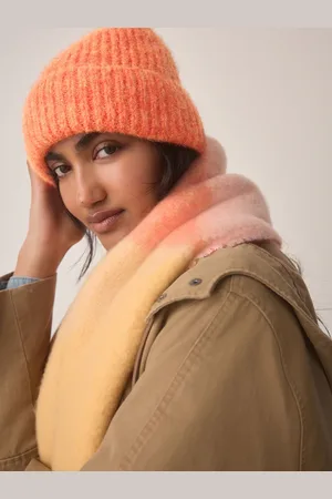 Next Bonnet en mailleUn an