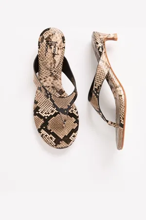 Friends Like These Comfort Toe Post Kitten Heel Mules Sandaleseu41