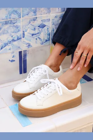 Linzi Blanca Lace-Up Flatform Trainerseu355