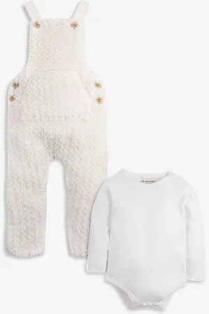 The Little Tailor Baby Cream Chunky Sherpa Fleece Dungarees and Bodysuit Set12 - Mois 18 (80 - 86cm)