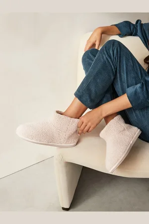 Next Bottes chaussons en imitation peau de mouton