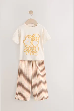 Next Short Sleeve 100% Cotton T-Shirt and Wide Trousers Set (3mths-7yrs)5 - 6 ans (110 - 116cm)