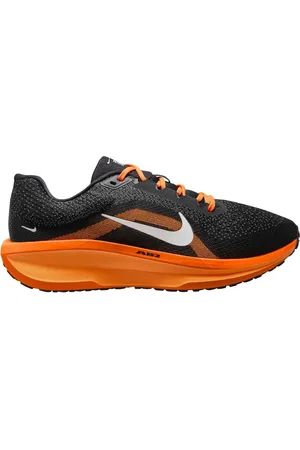 Nike Winflo 11 Roads Running Trainers