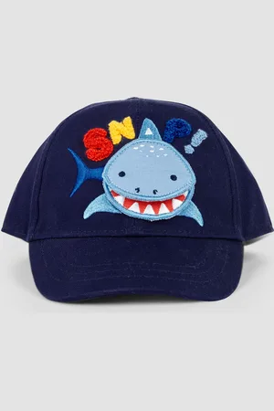 JoJo Maman Bébé Casquette à motif requin appliqué3 - Mois 6 (62 - 68cm)