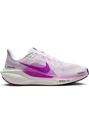 Nike Pegasus 41 Roads Running Trainers