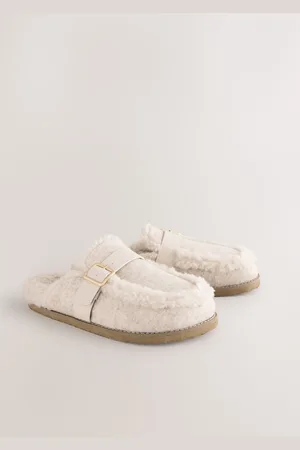 Next Chaussons mules à boucle en peau de moutonL
