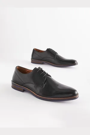 Next Chaussures Derby en cuir avec semelle contrastante bleu marine