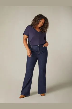 Live Unlimited London Curve Petite Bootcut Comfort Jeans46