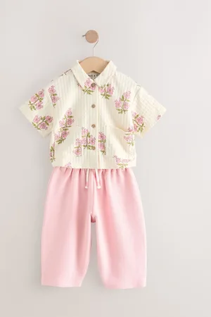 Next Short Sleeve Shirt and Trousers Set (3mths-7yrs)5 - 6 ans (110 - 116cm)