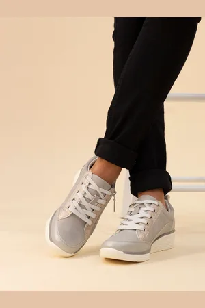 Lunar Kiley Cream Trainers