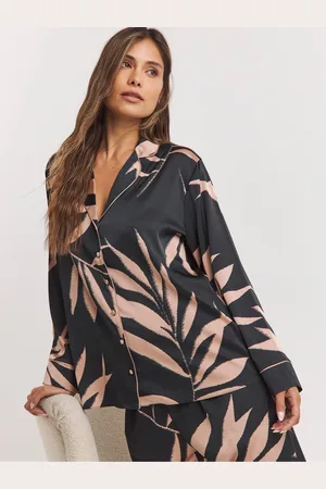 Figleaves Extensible Satin Buttom Through Pyjamas Set48