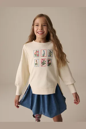 Next Oversized Embroidered Floral Print 100% Cotton Sweatshirt with Raw Edge Detail (3-16yrs)9 ans (134cm)