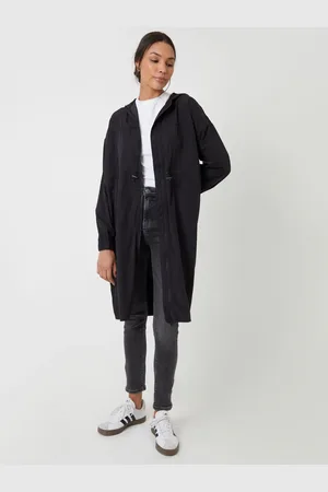 Threadbare Packaway Rain MacGrand