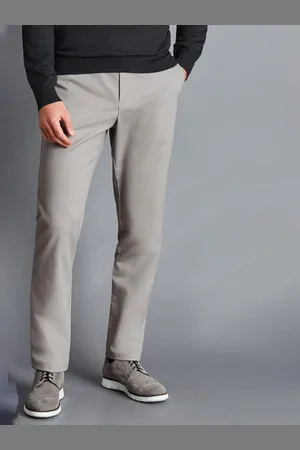 Charles Tyrwhitt Pantalon chino slim Ultimate sans ferW32 L32