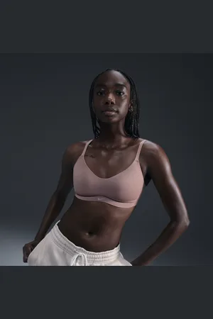 Nike Brassière de sport rembourrée et convertible à maintien léger Alate Minimalist pour femme