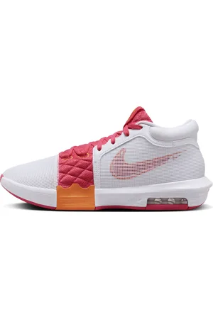 Nike Chaussure de basket LeBron Witness 8