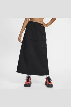 Nike Jupe cargo mi-longue tissée à taille mi-haute Sportswear Essential pour femme