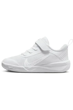 Nike Chaussure Omni Multi-Court pour jeune enfant