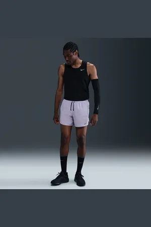 Nike Short de running avec sous-short intégré Dri-FIT Stride 13 cm pour homme