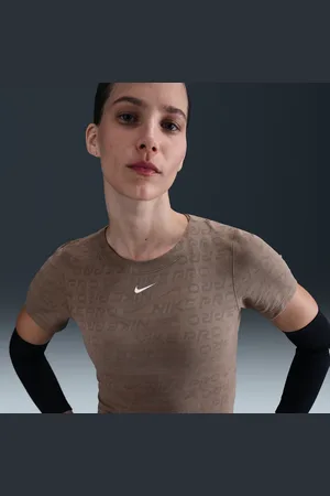 Nike Haut court à manches courtes en jacquard Dri-FIT Pro pour femme