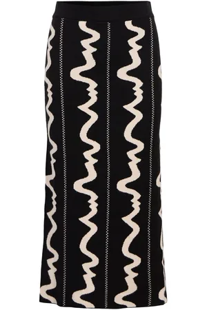 Object En Maille Jupe Longue
