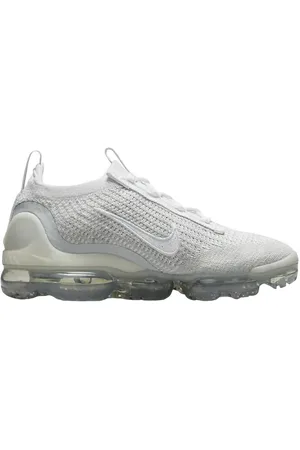 Nike Baskets basses