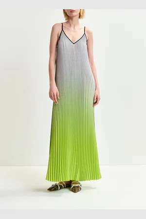 Essentiel Antwerp Robe mi-longue Col V plissée