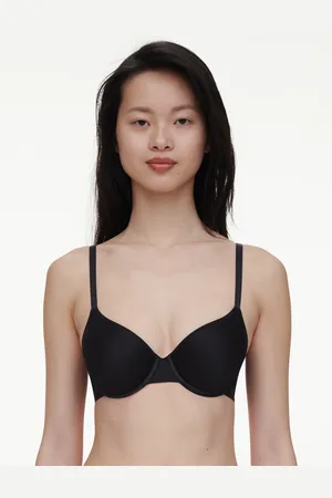 Chantelle Soutien-gorge mémoire de forme emboîtant en dentelle